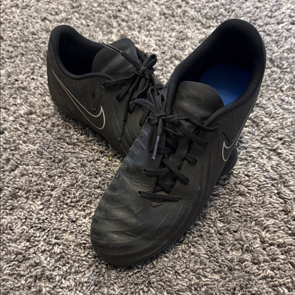 Nike Kids Black Sneakers
